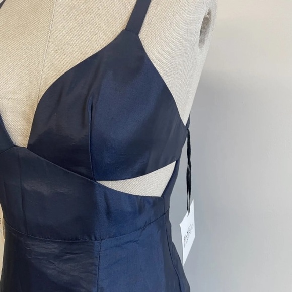 NWT Fame And Partners Maxi Dress Size 2 Navy Blue Cutout Caged Back Formal Gown - Picture 3 of 11